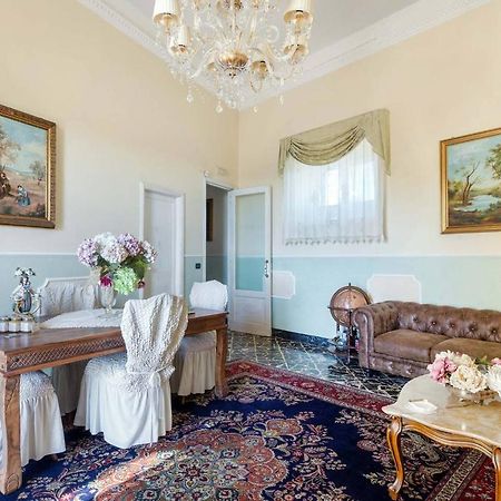 Palazzo Giovanni Bed And Breakfast Acireale Εξωτερικό φωτογραφία