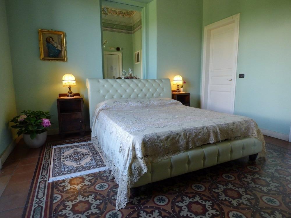 Palazzo Giovanni Bed And Breakfast Acireale Εξωτερικό φωτογραφία