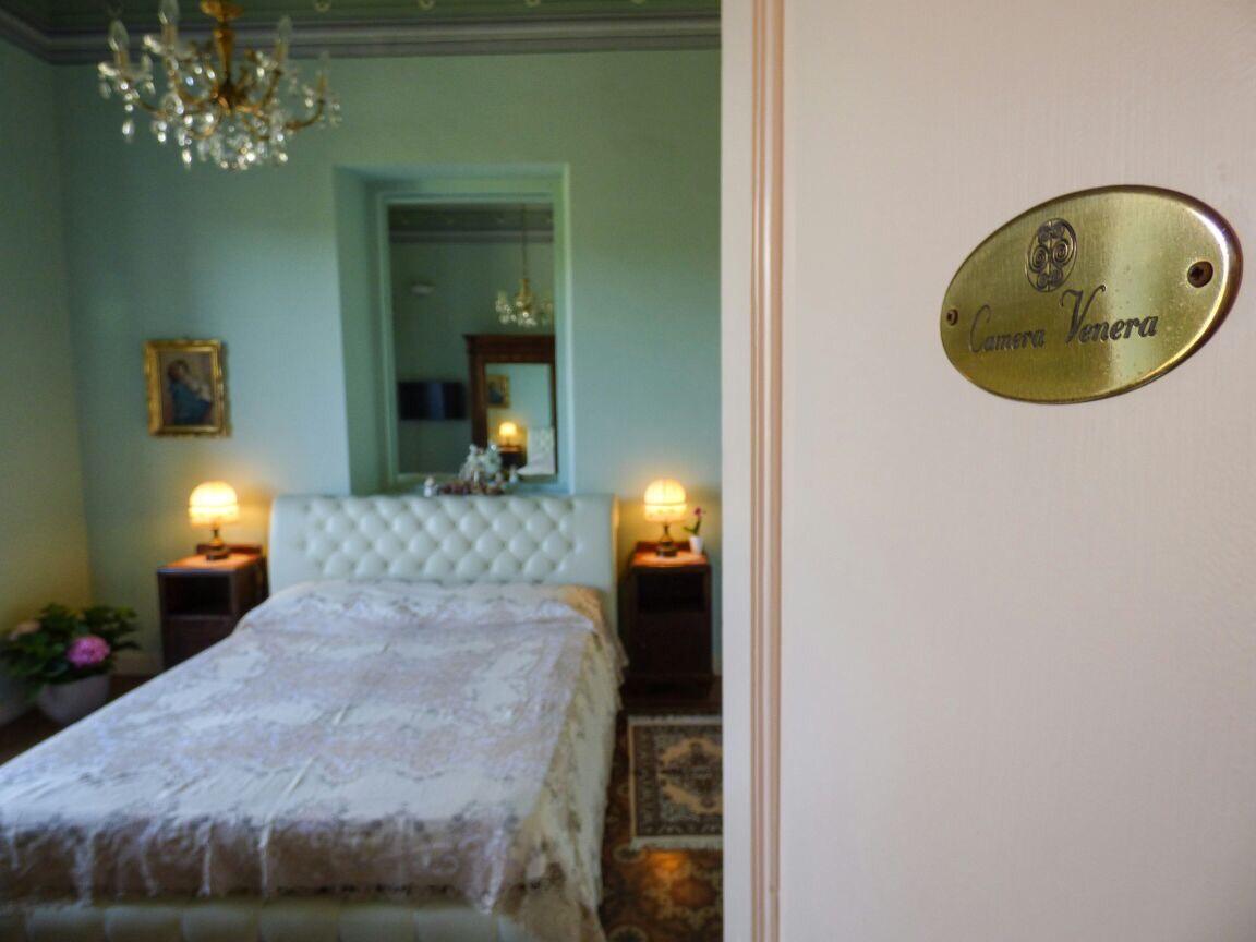 Palazzo Giovanni Bed And Breakfast Acireale Εξωτερικό φωτογραφία